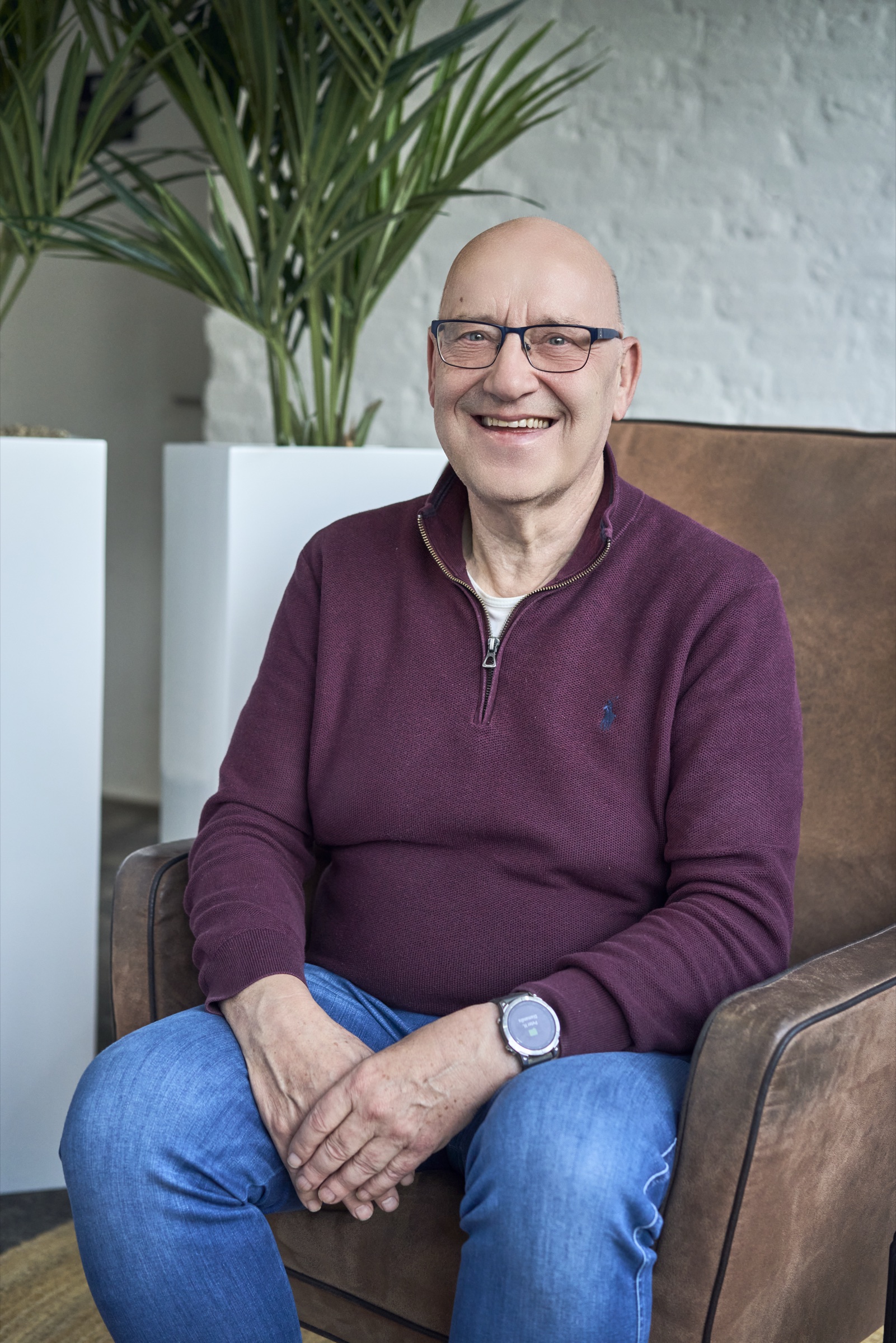 Wim Tilburgs — zittend